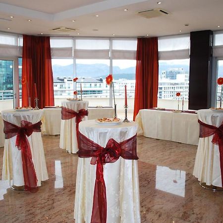 Aparthotel Premier Podgorica Restaurante foto