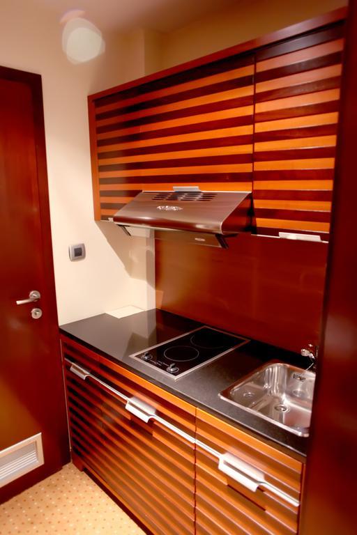 Aparthotel Premier Podgorica Habitación foto